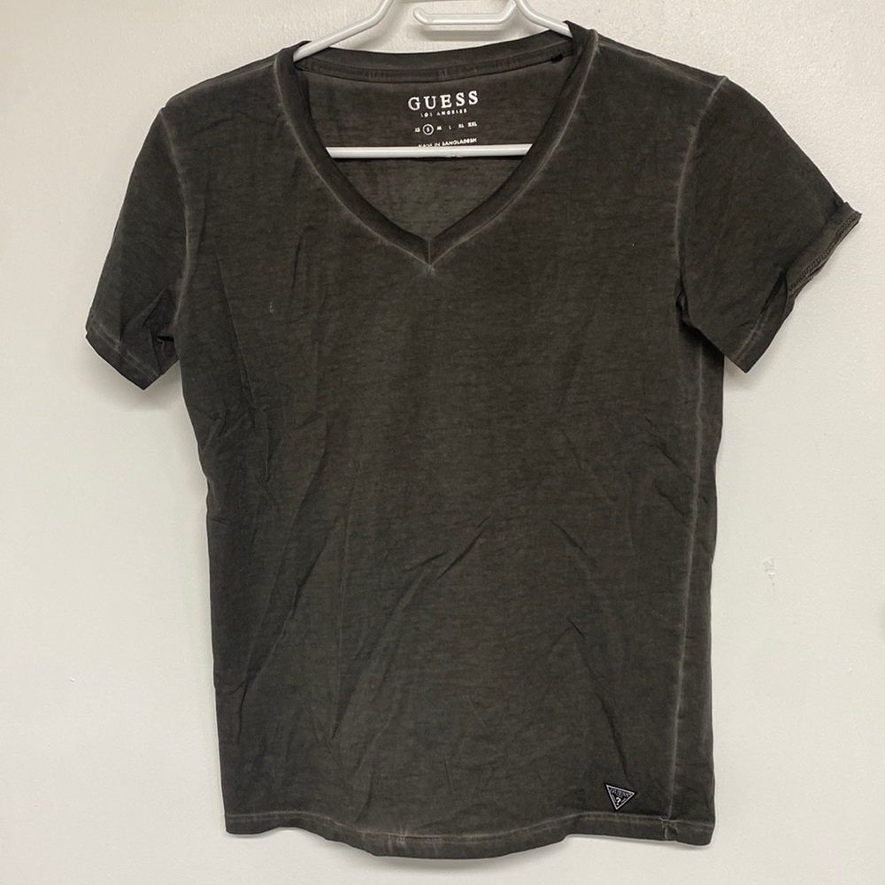 Dark grey Guess tee
